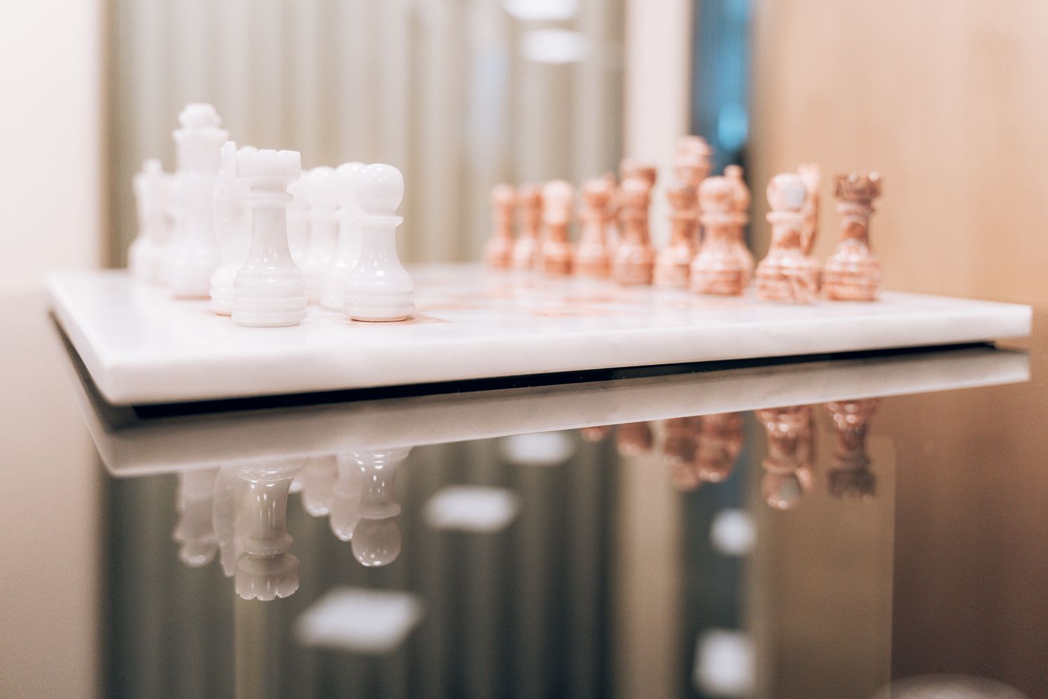 Breakout area with chess set within the premium Ellisse by Spacemade coworking space.