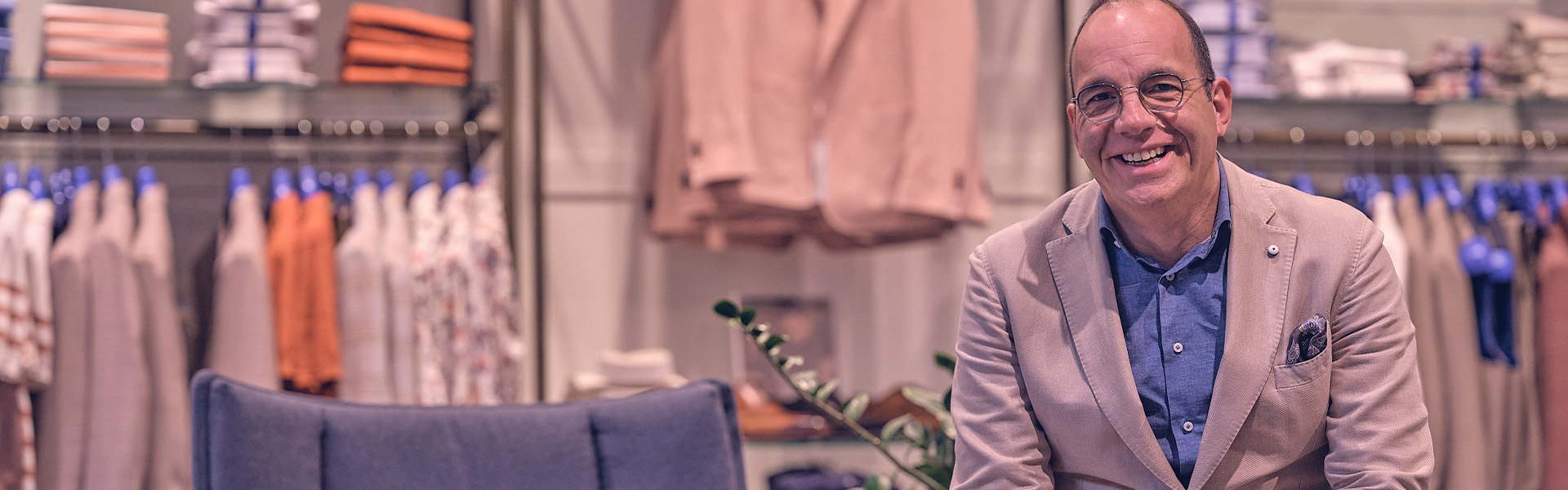 Medewerker Veldhoven