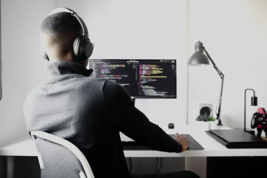 Configure webhooks with Beebole project time tracking