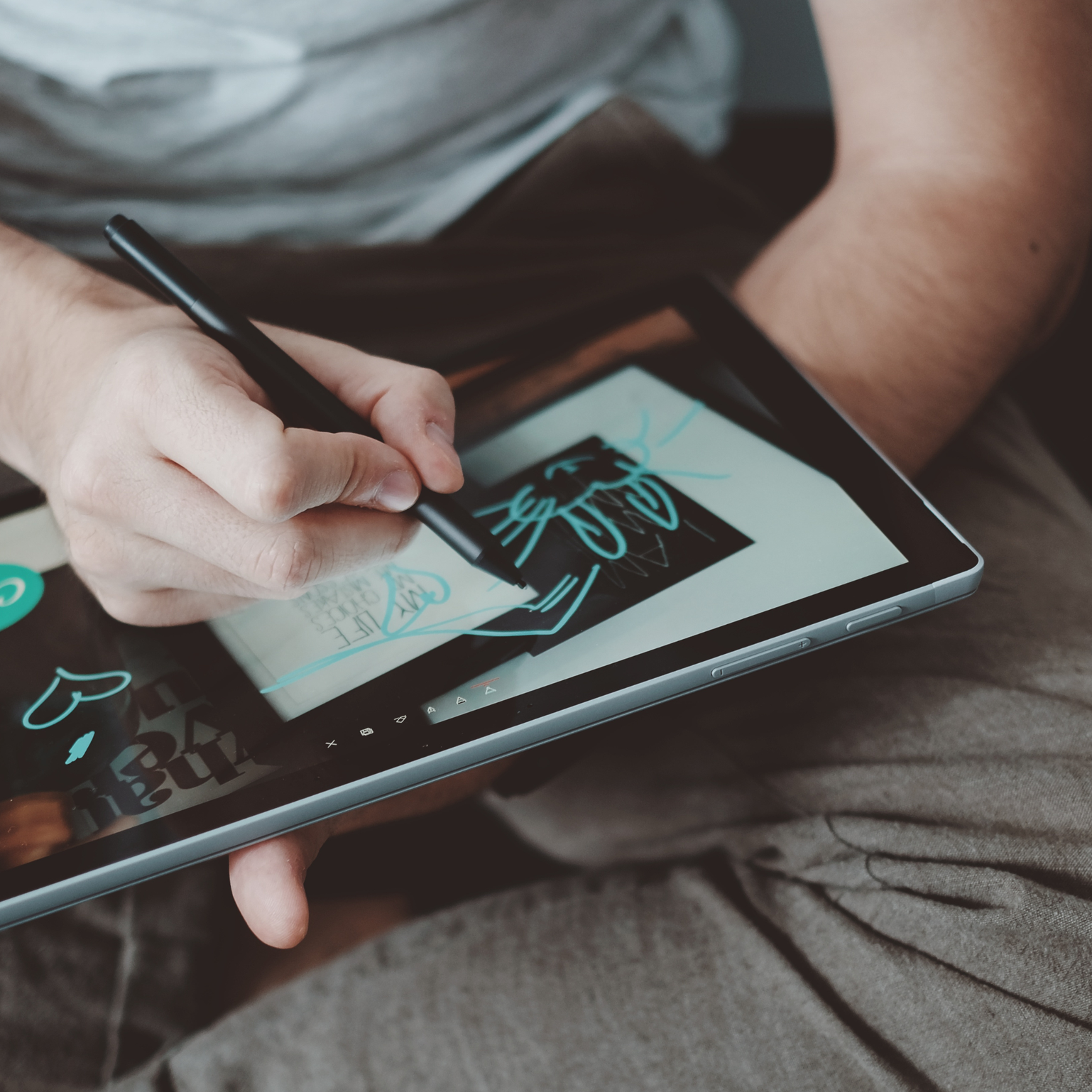 Die Zukunft des Branding: KI-Logo-Tools im Test