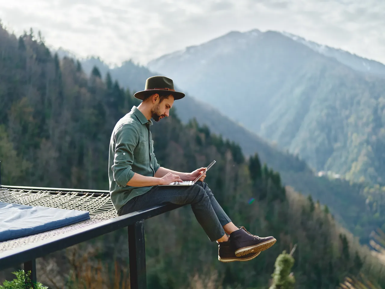 How e-commerce streamlines and motivates B2B sales teams