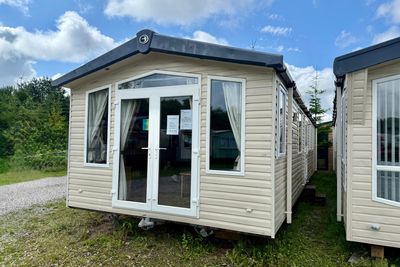 Domek Holenderski | Swift BORDEAUX K1700 | CAMPLAS