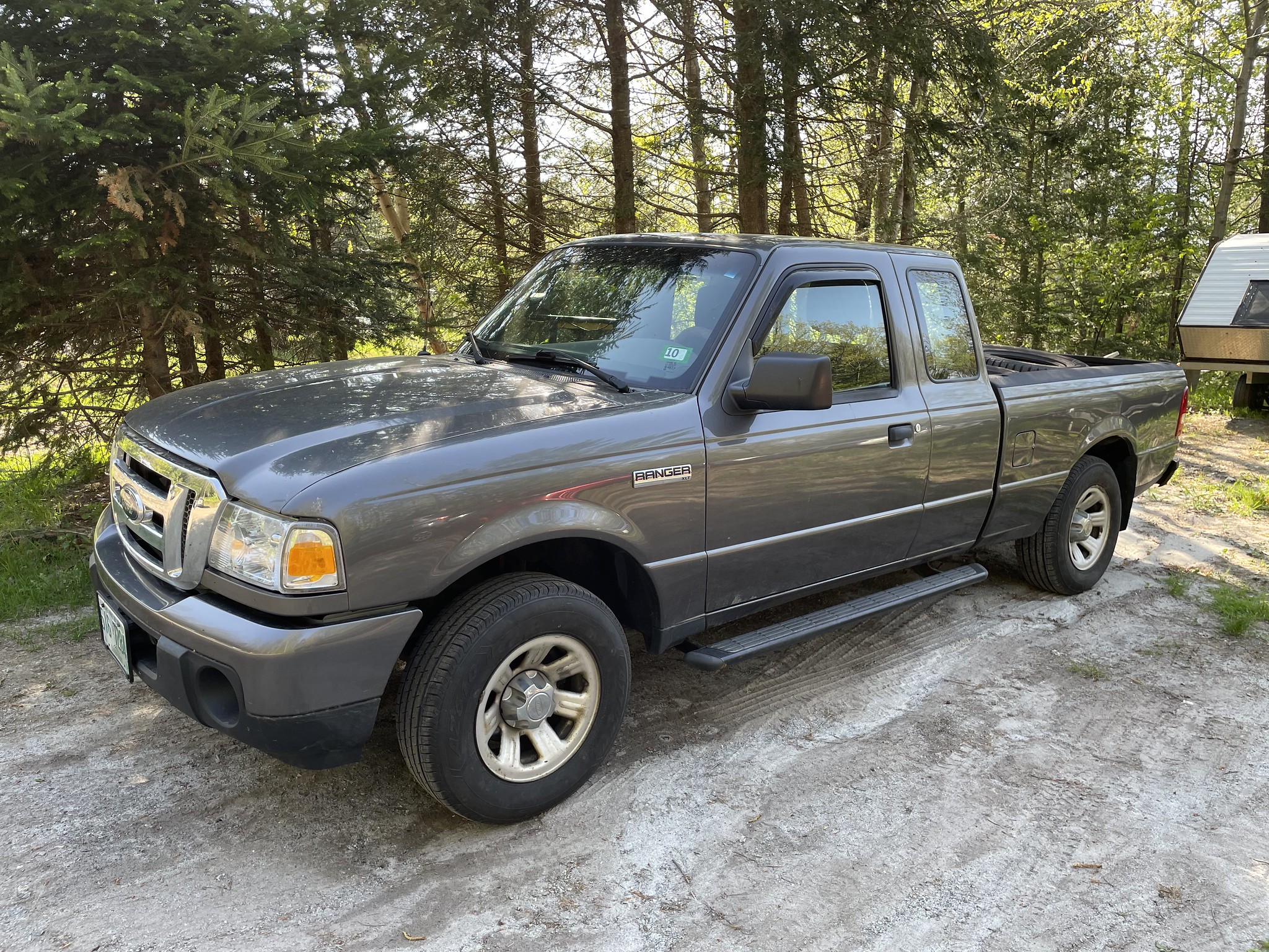 Abandoned, classic truck, junk, broke down, antique, carros, trucks, auto,  oldmfarm, HD phone wallpaper | Peakpx, image size:2048x1536