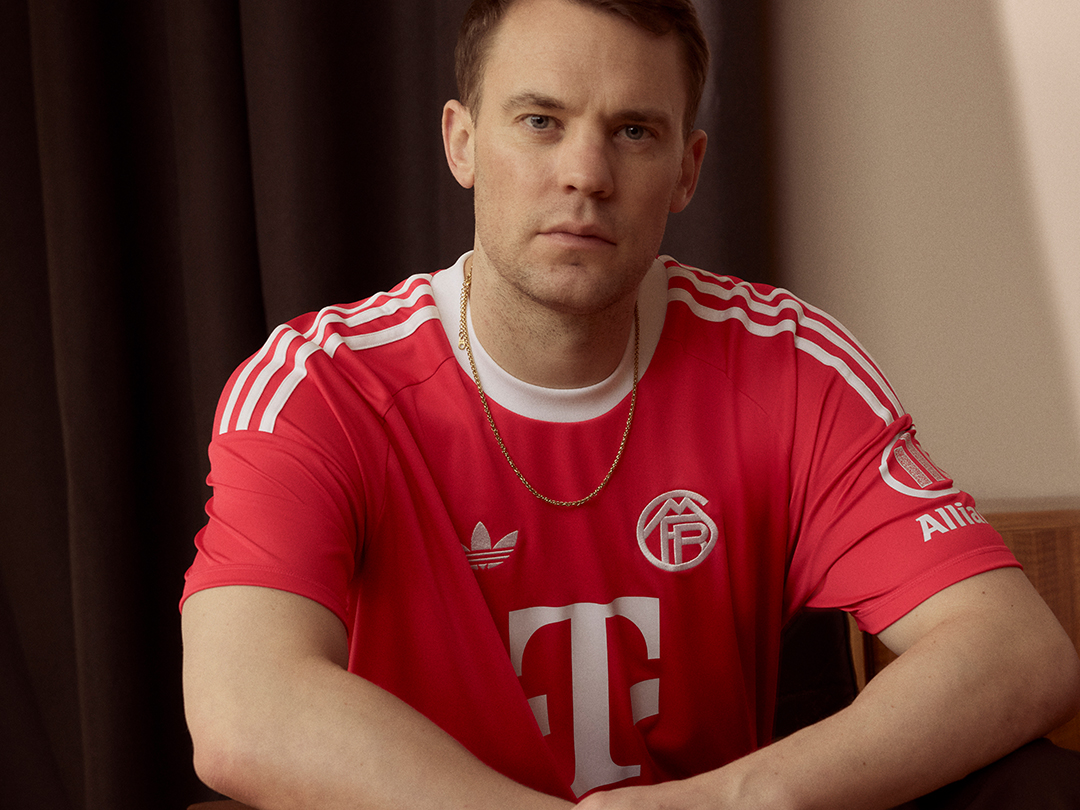 Pochette Tour De Cou FC Bayern München Rouge - Officiel Mia San Mia