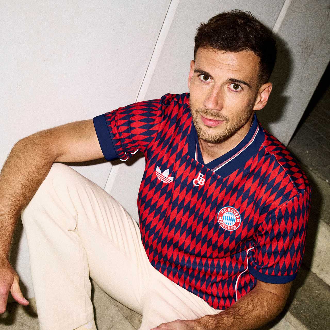Signature | Official FC Bayern Munich Store