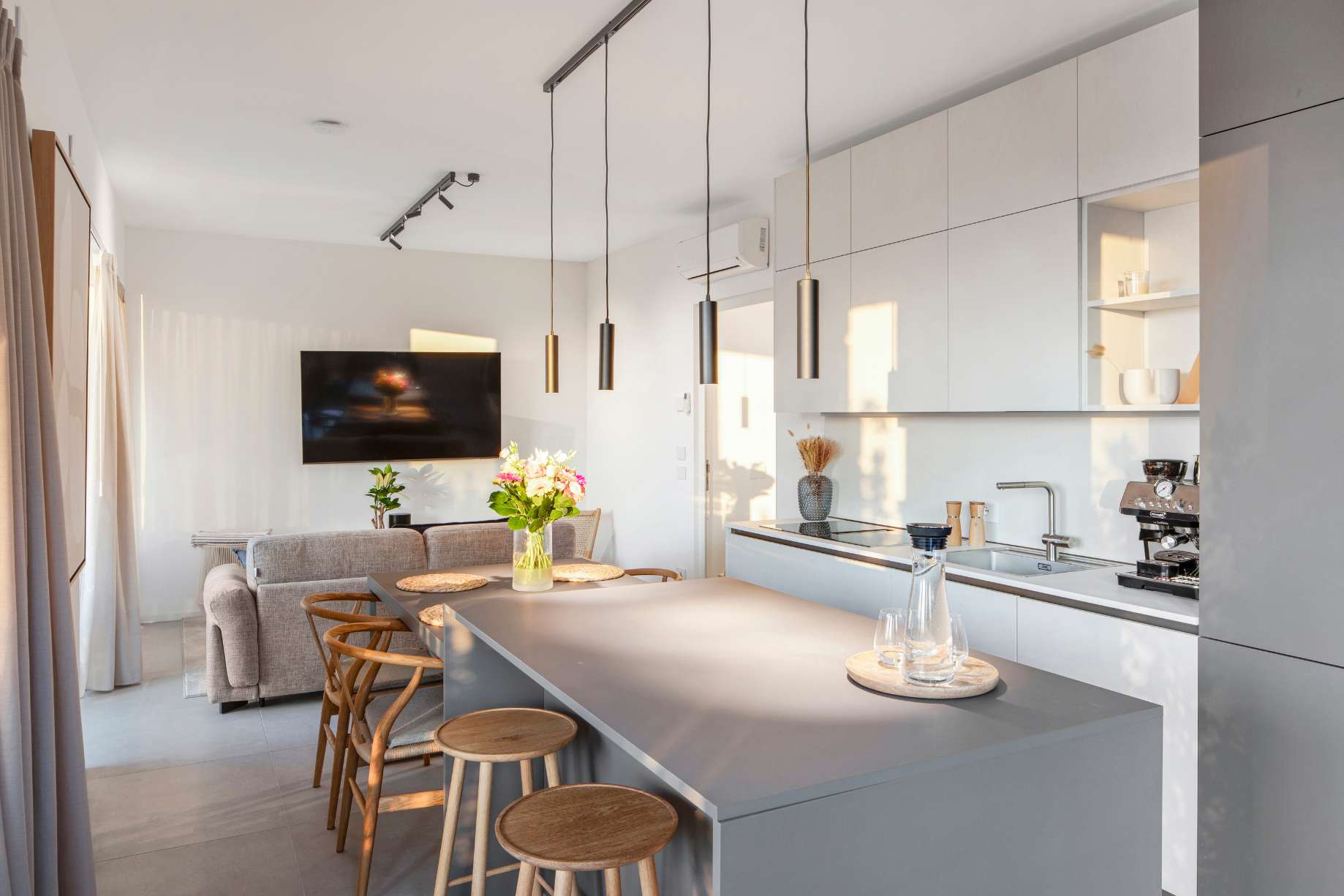 Torri del Benaco, Lake Garda, Italy — 2-Bed Villa With Pool 2