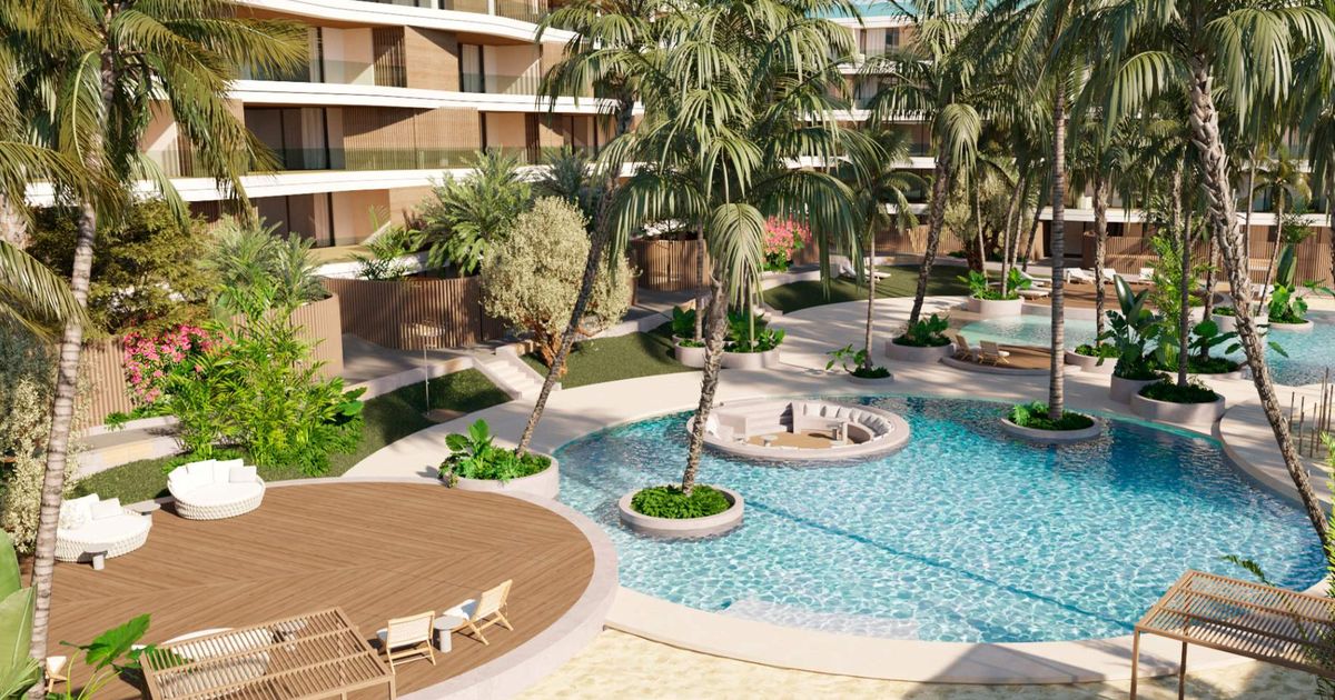 Waves Retreat - Image 1