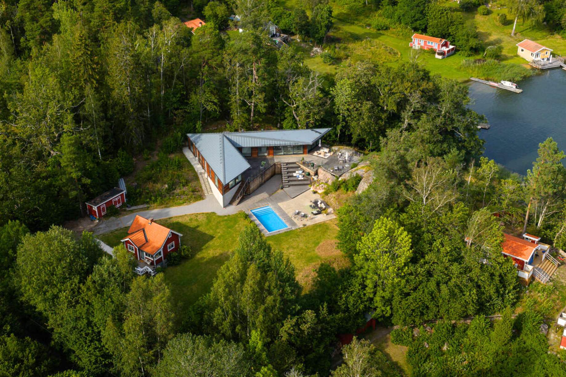 Ljusterö, Stockholm Archipelago, Sweden — 4-Bed Villa With Pool
