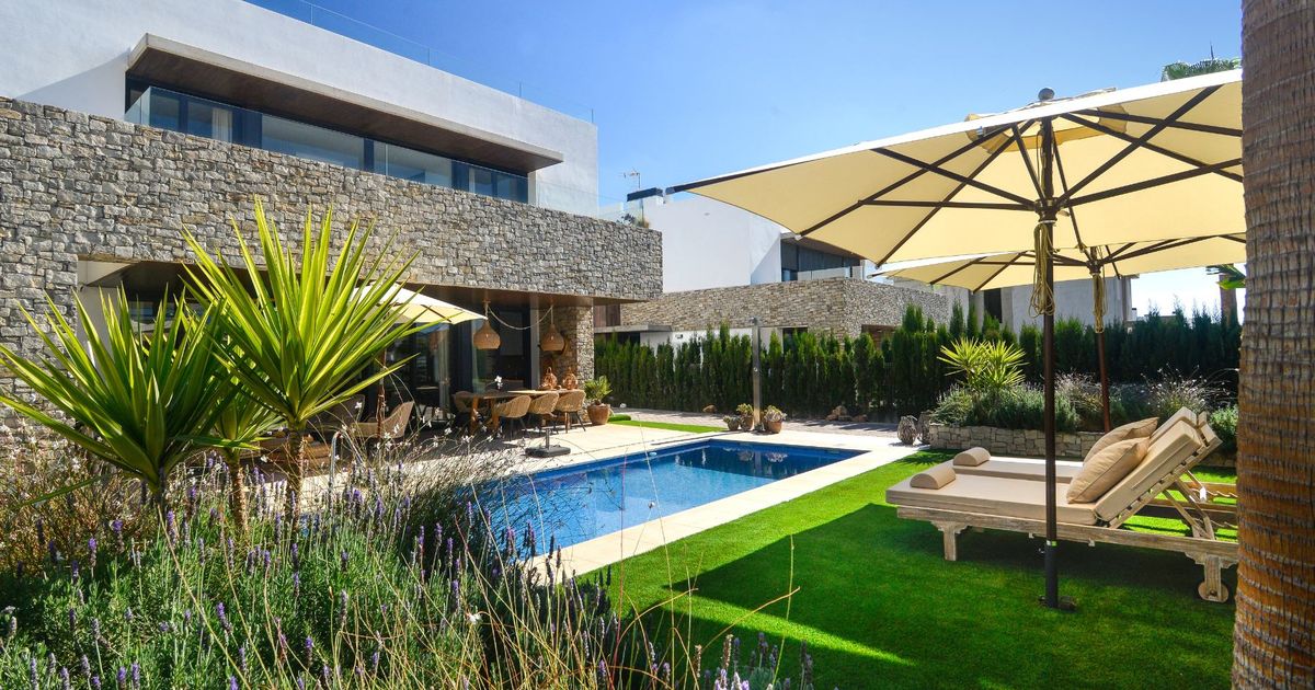 Villa del Mar II - Image 1