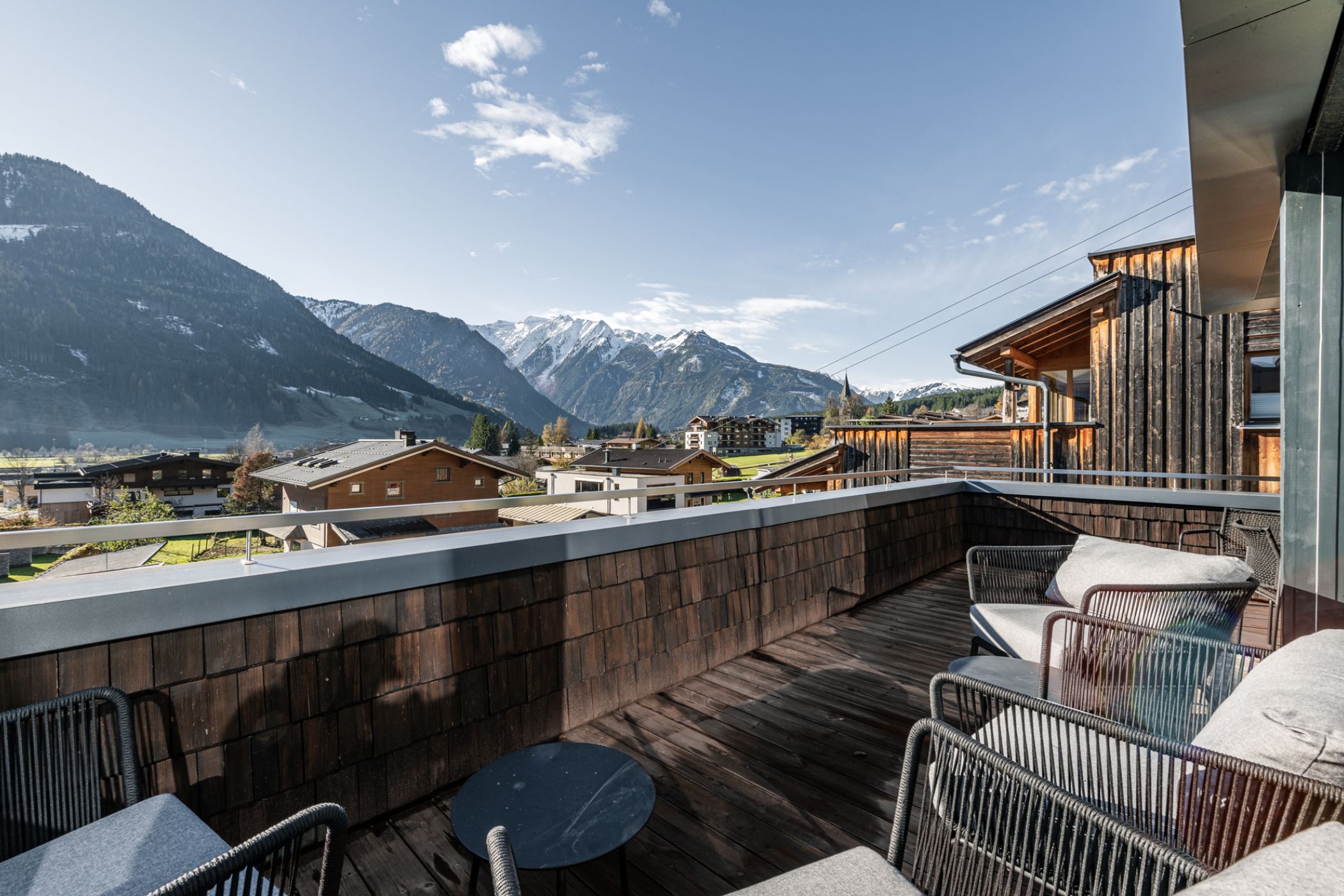 Neukirchen, Salzburg, Austria — 2-Bed Apartment With Mountain Views 2