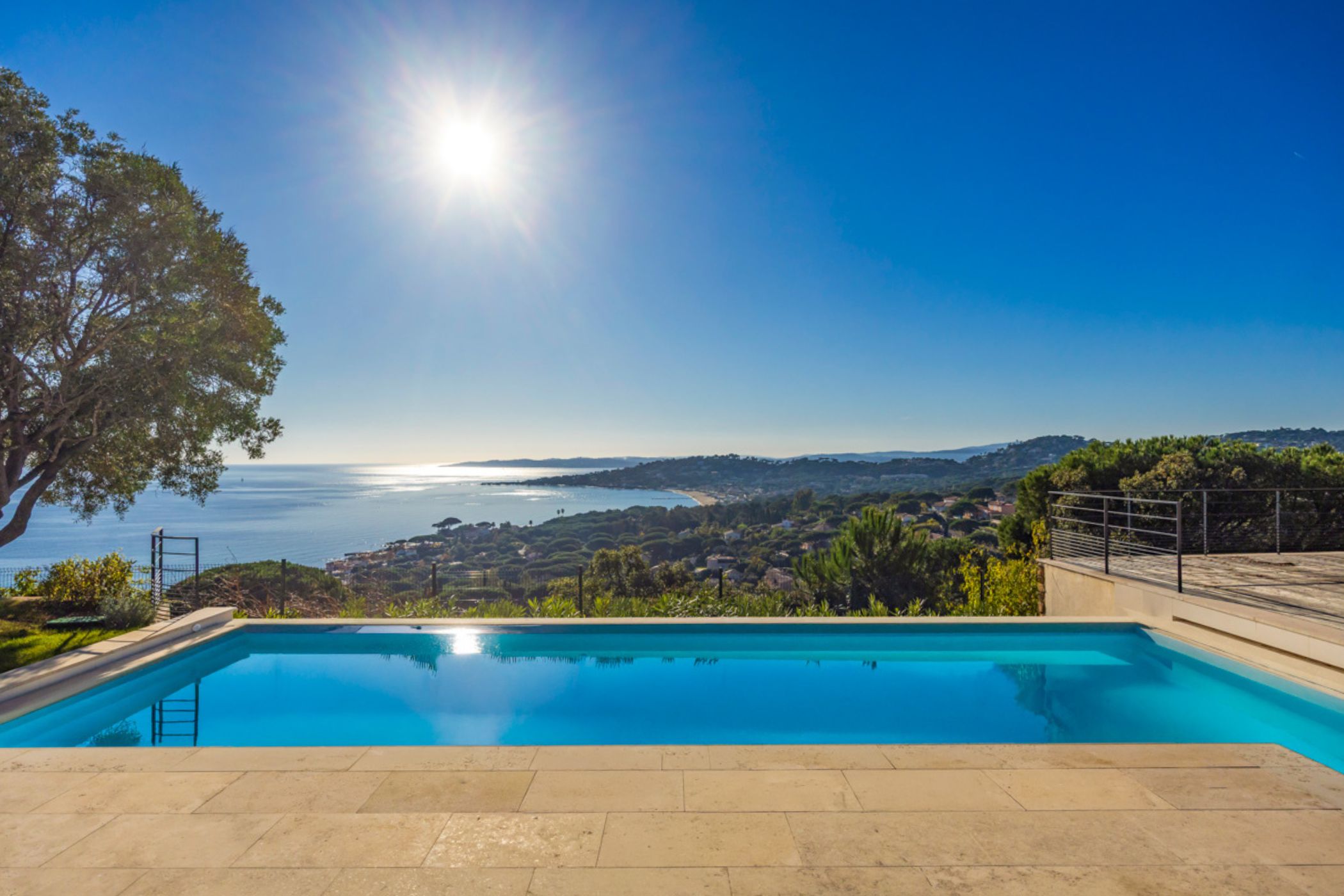 Nartelle, Côte d'Azur, France — 4-Bed Villa With Pool 2