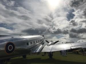 A plane on a cloudy day