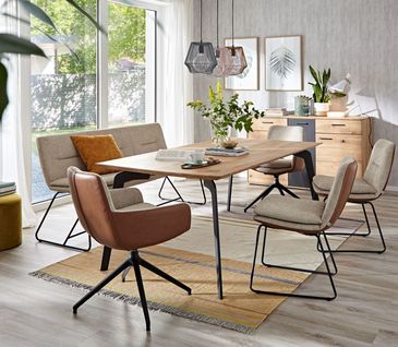 Retro-Esszimmerstühle mit Drehgestell und einer Polsterbank in Beige und Cognac