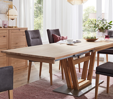 Ausziehbarer Esstisch aus Massivholz