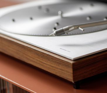 Retro-Plattenspieler in Nahaufnahme