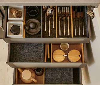 Küchenschubladen mit Flexboxen aus Echtholz
