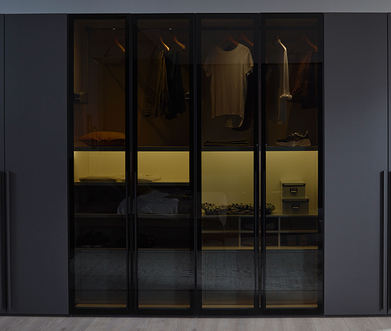 Kleiderschrank Cilento von contur geschlossen