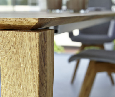 Massivholz-Tischkante
