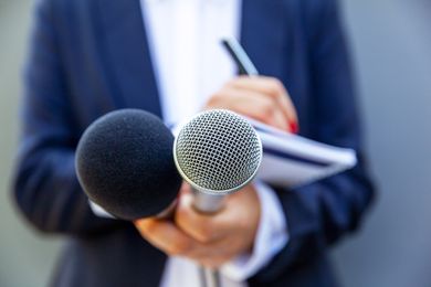 Picture woman with microphone
