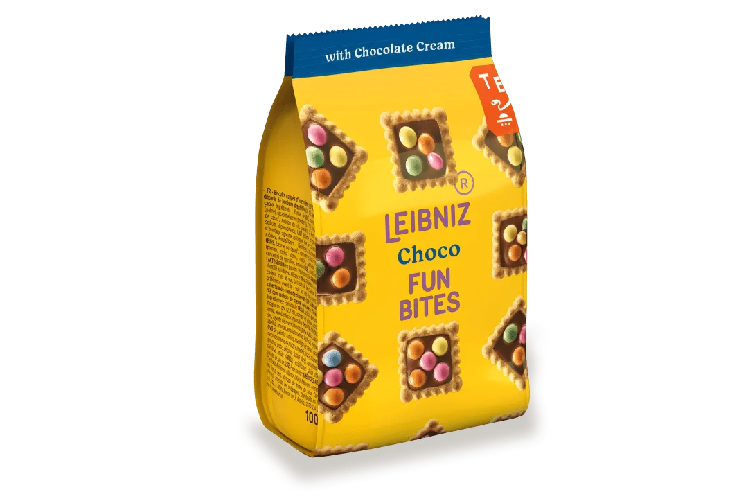 Opakowanie ciastek Leibniz Fun Bites Choco z kolorowymi czekoladowymi drażetkami na żółtym tle