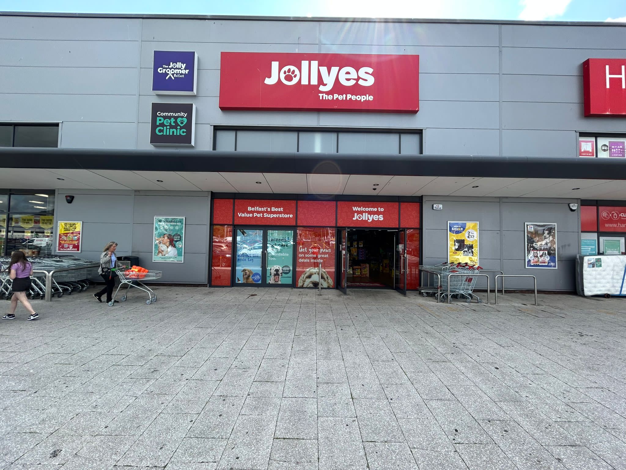 Pet Shop & Supply Store in Belfast Jollyes