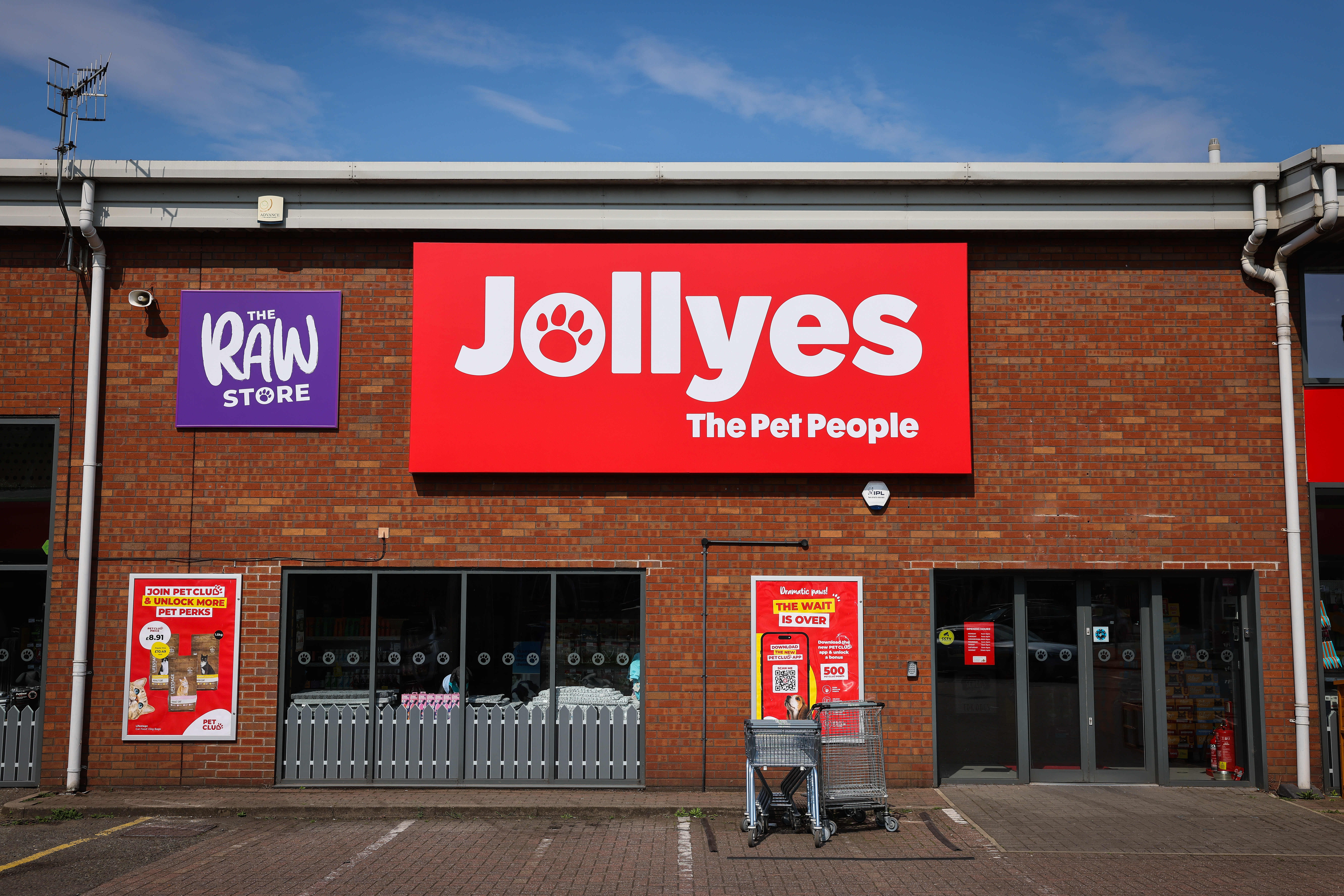 Jollyes - The Pet People Stoke
