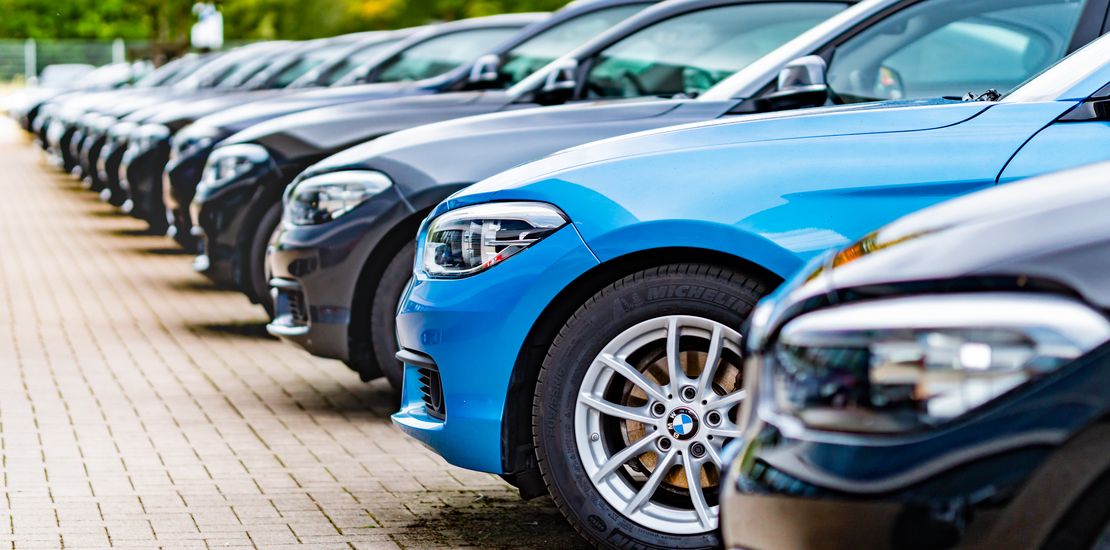 Reihe gebrauchter BMW-Fahrzeuge