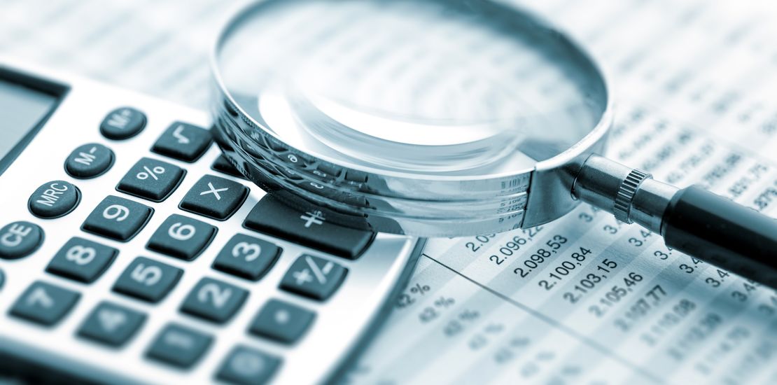 Lupe auf Finanzchart