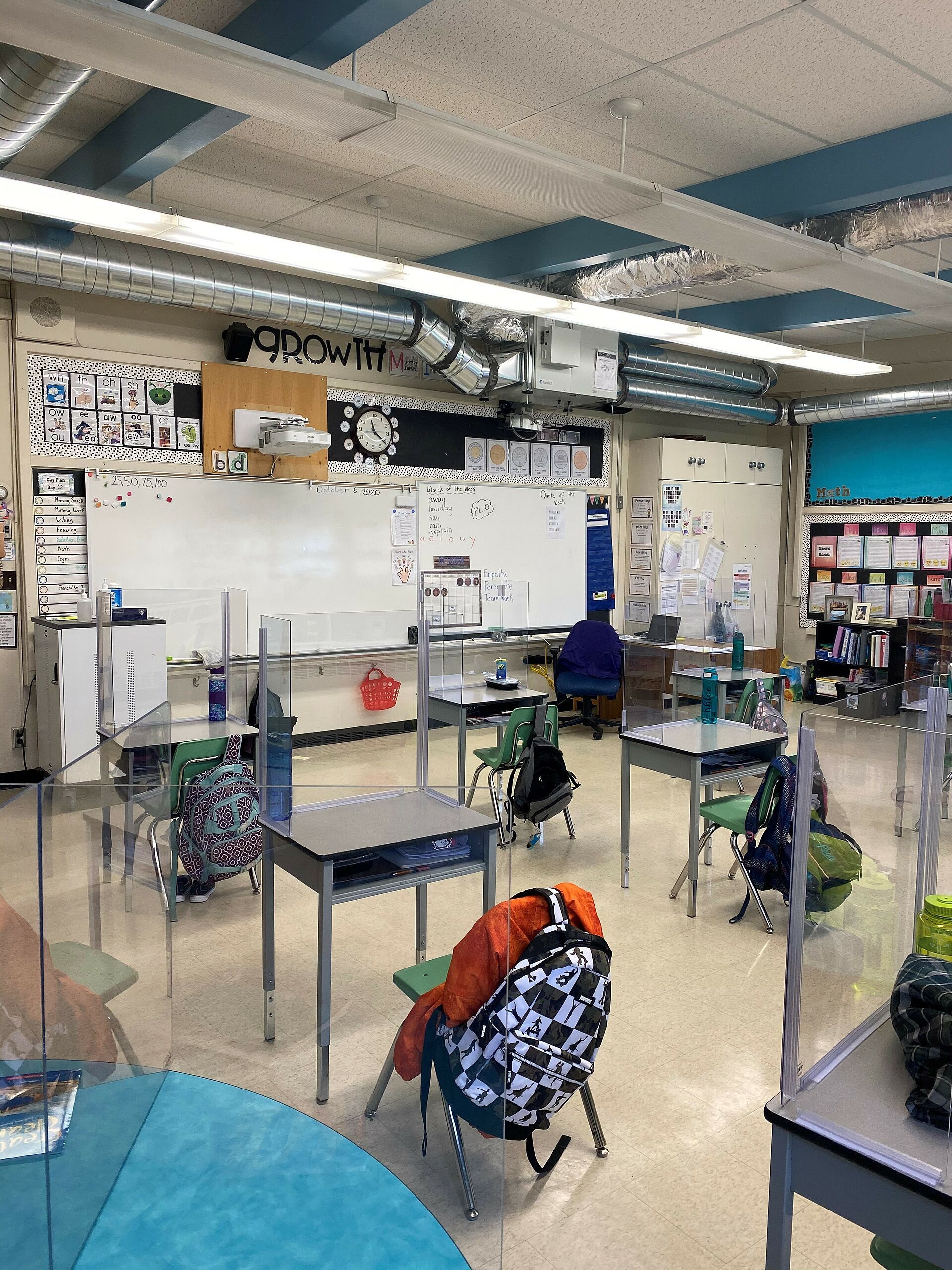 Photograph of a classroom