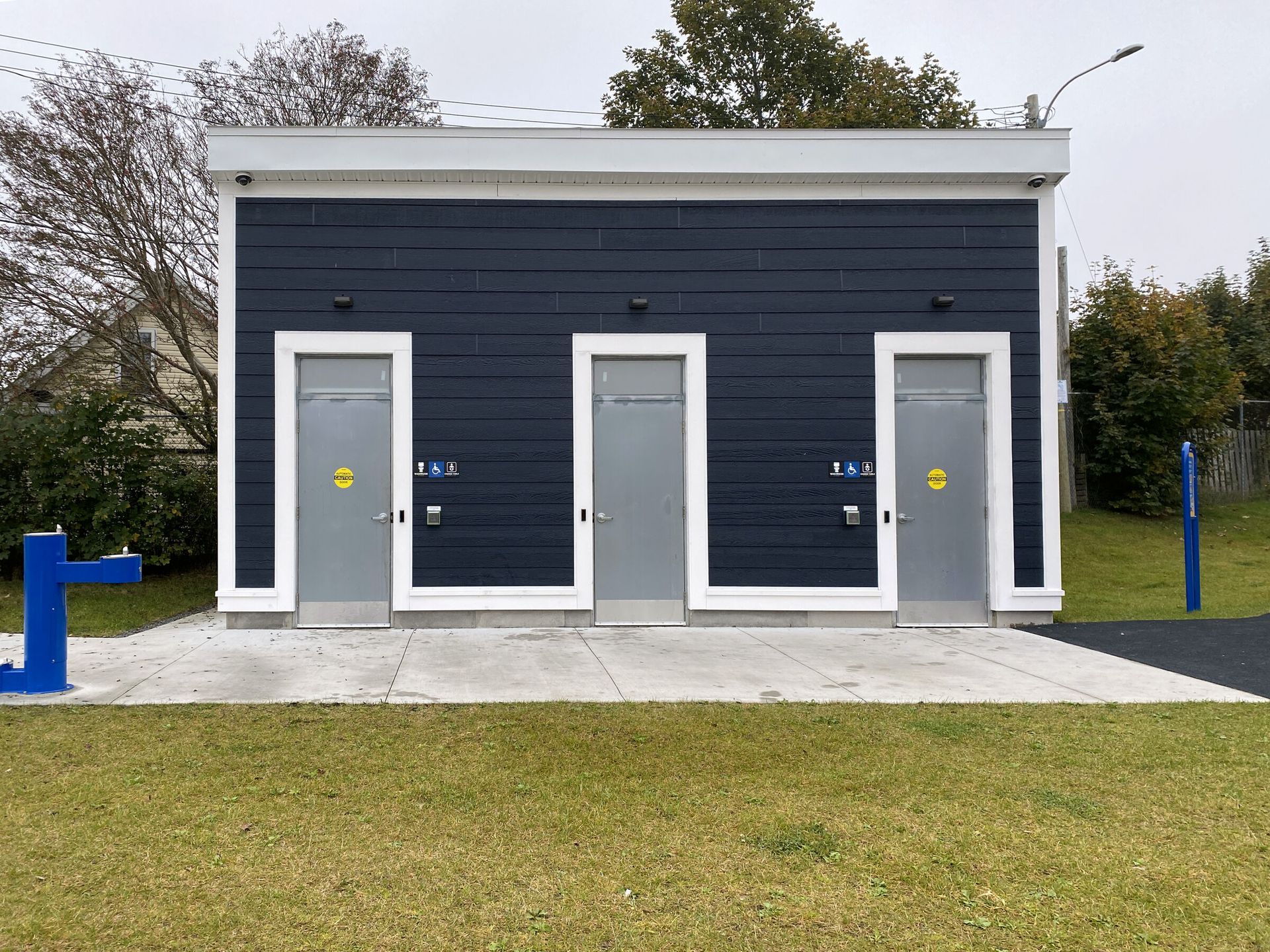 Exterior picture of public bathroom at st. david's park