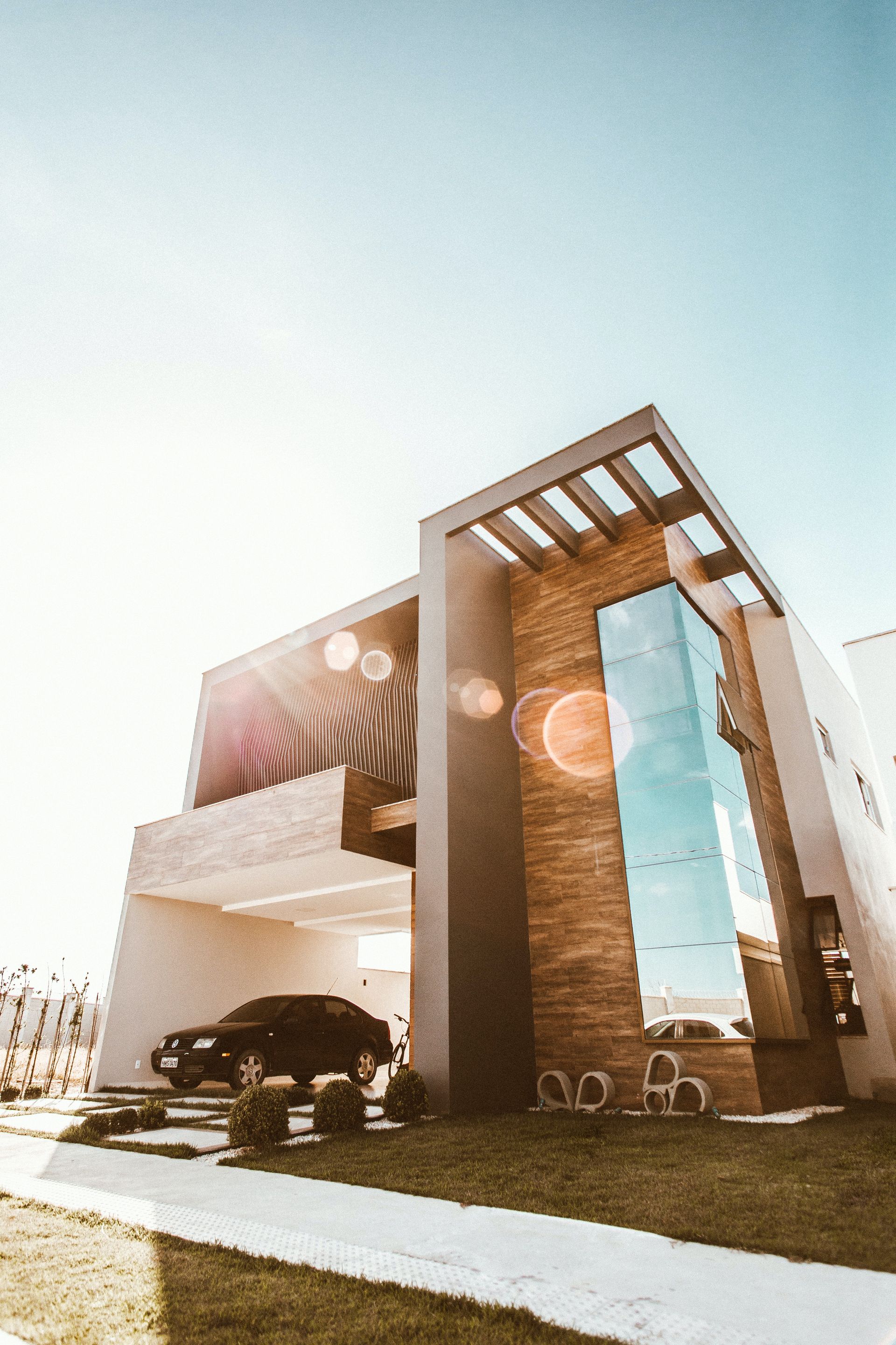 Image of a modern house taken from the ground angled upward