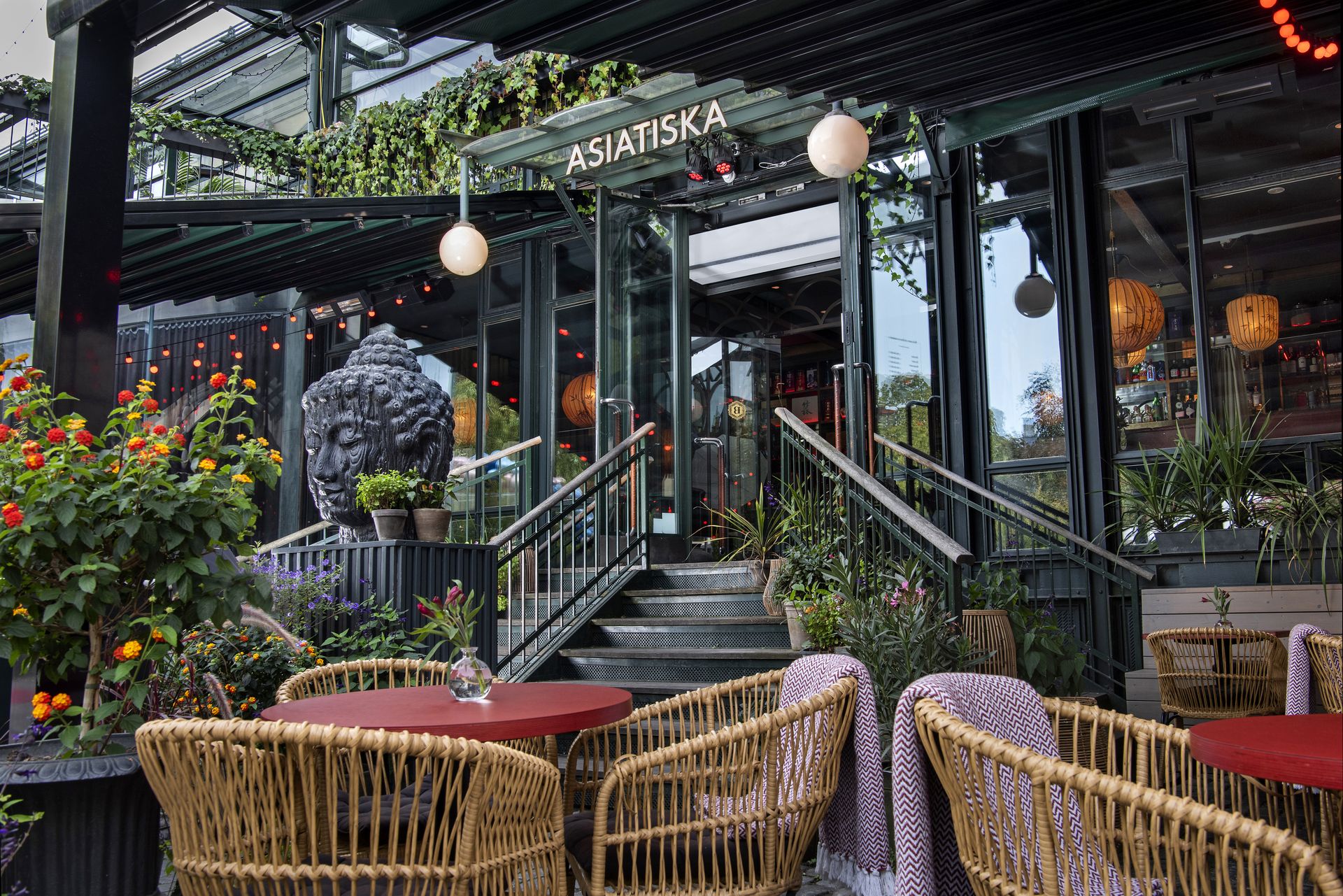 Rp Pamir3500 Berns Asiatiska Restaurant Stockholm 02