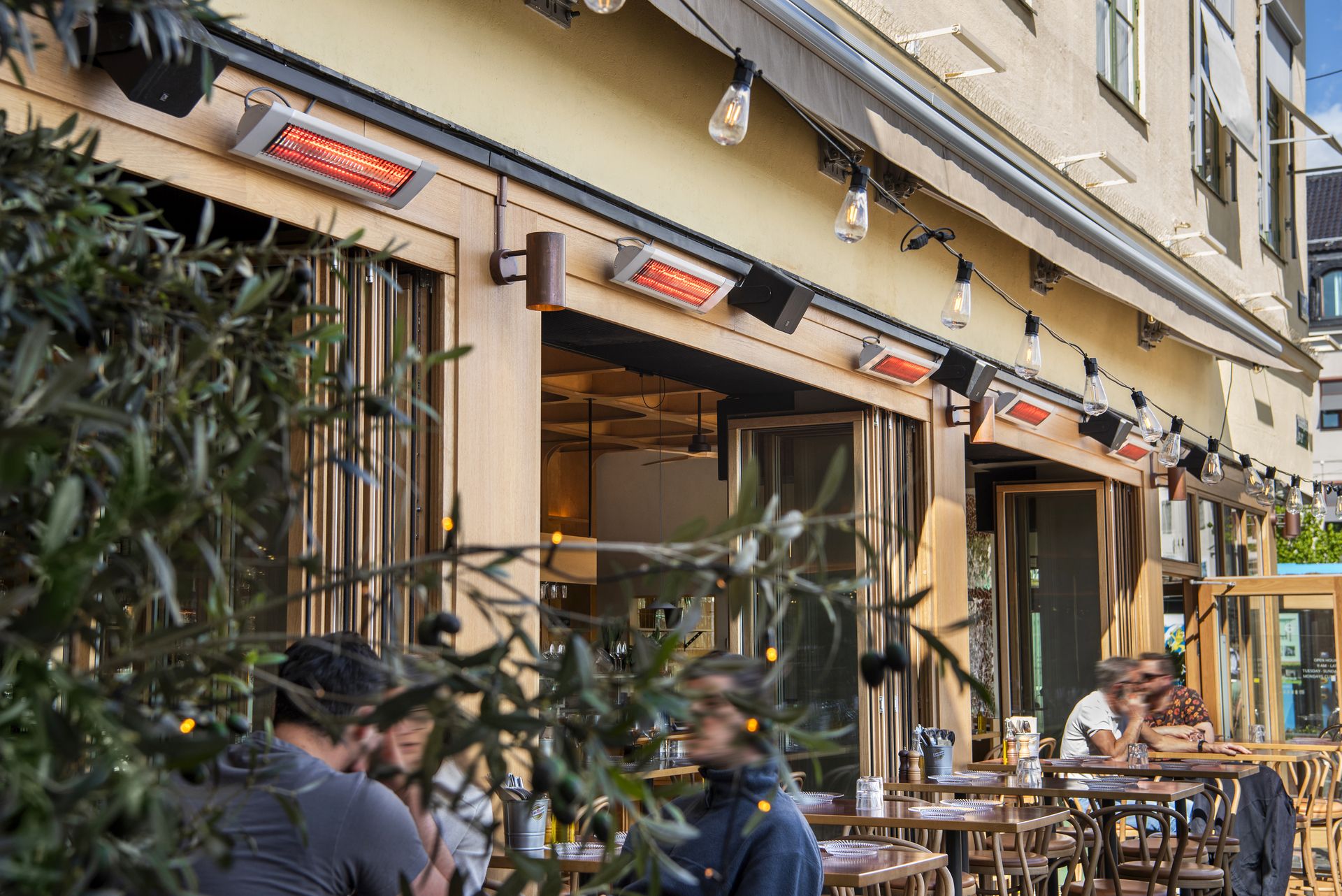 Rp Ih20 Elguiri Outdoor Restaurant Gothenburg 02