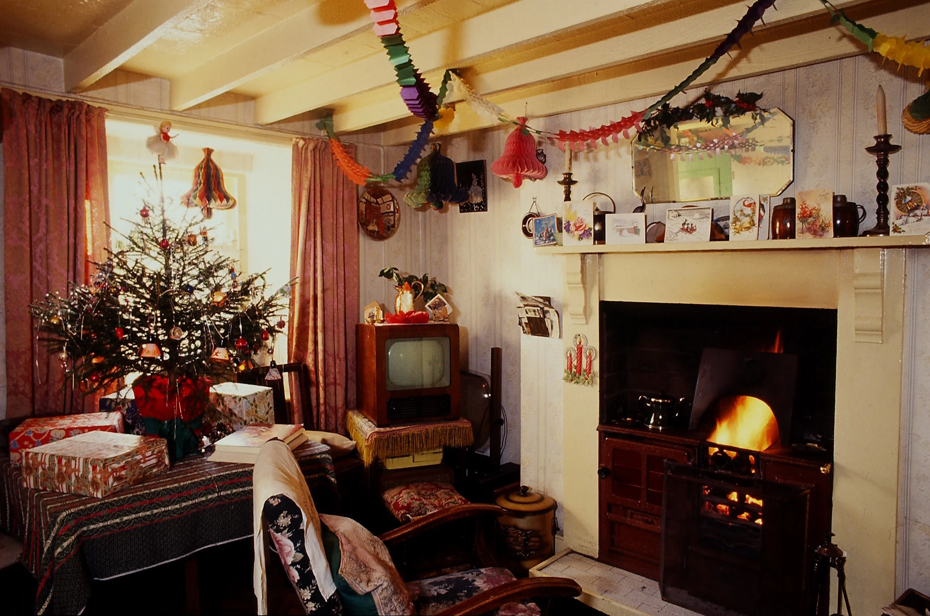 Image of an old 70s house in St Fagans stylised like Christmas