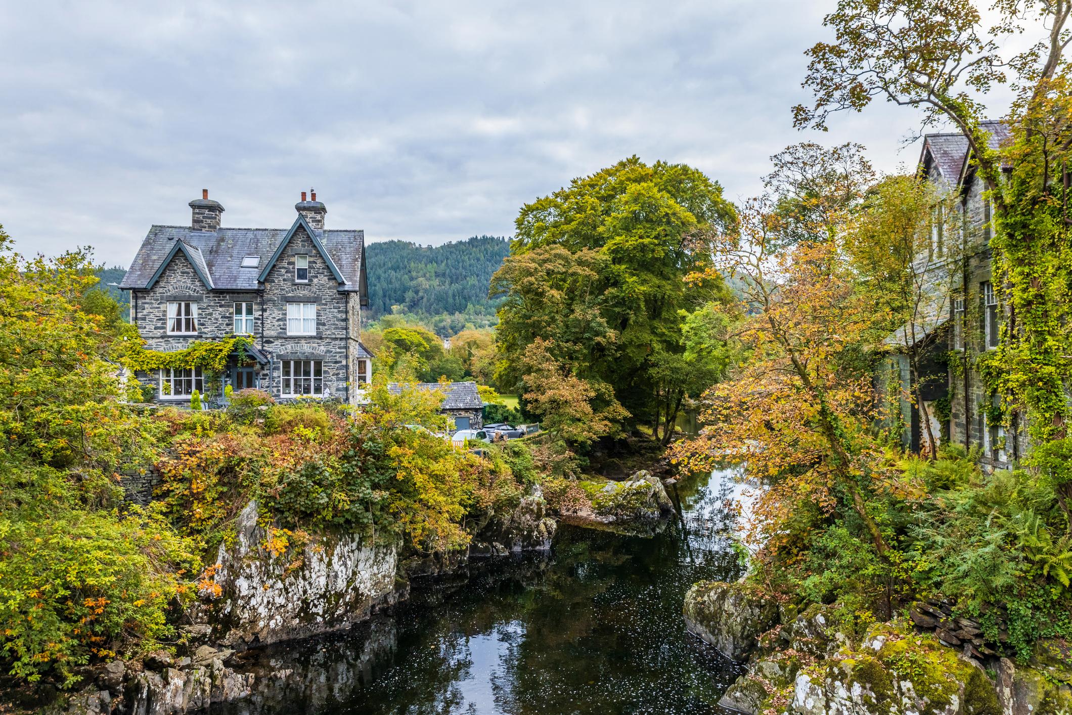 Image of Betws y Coed in autumn