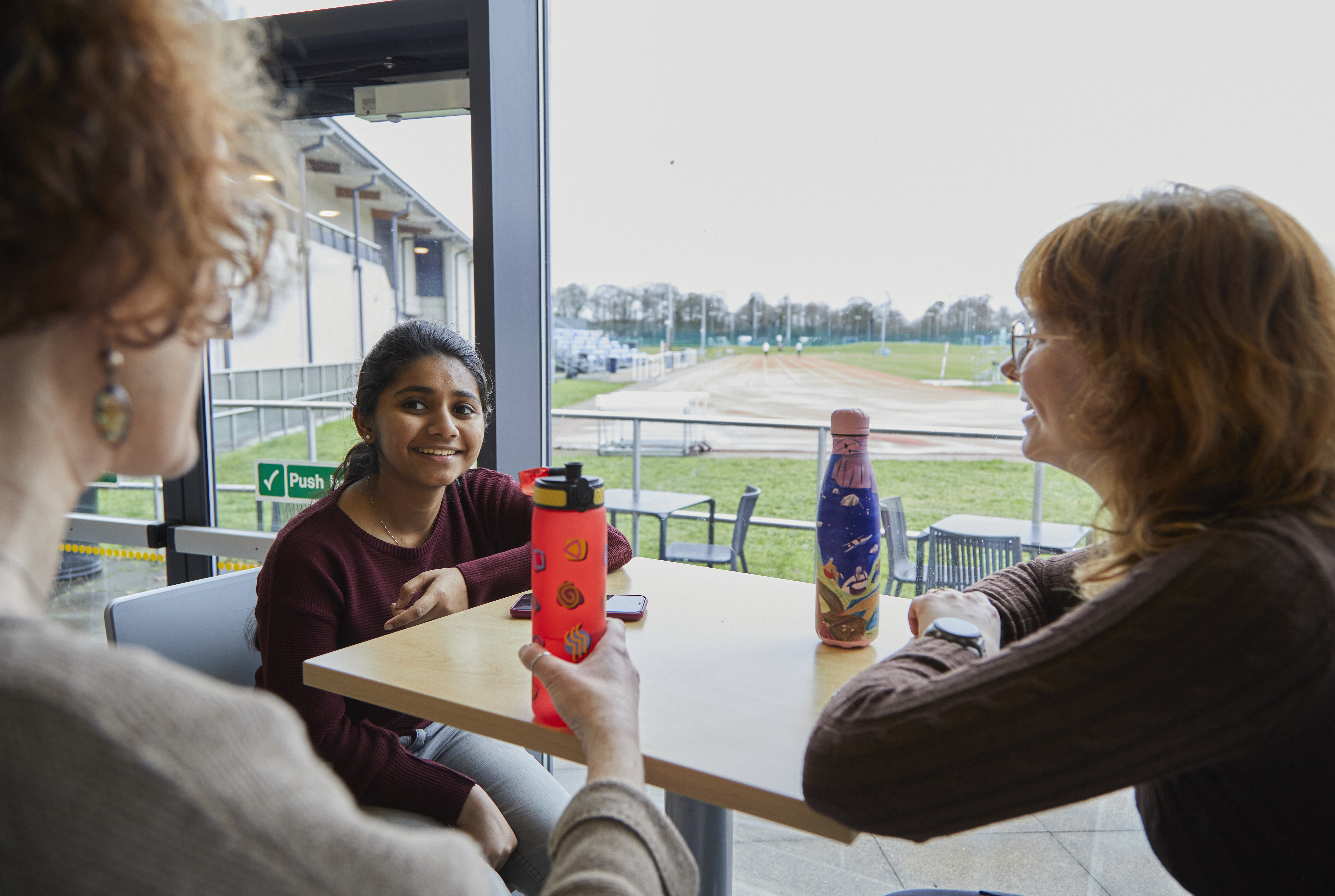 Students socialising at the Sportspark cafe