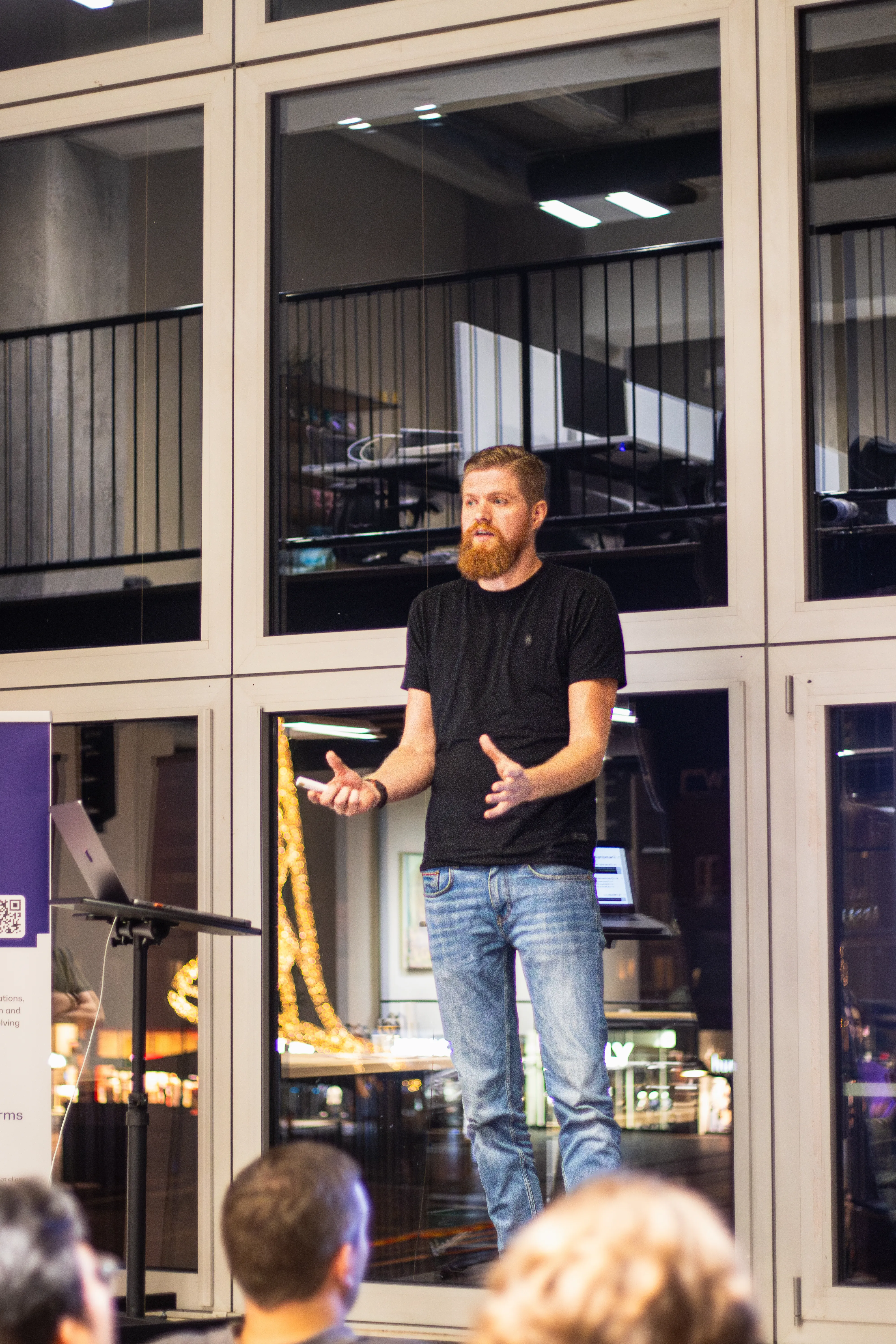 Joris while presenting at the web development meetup
