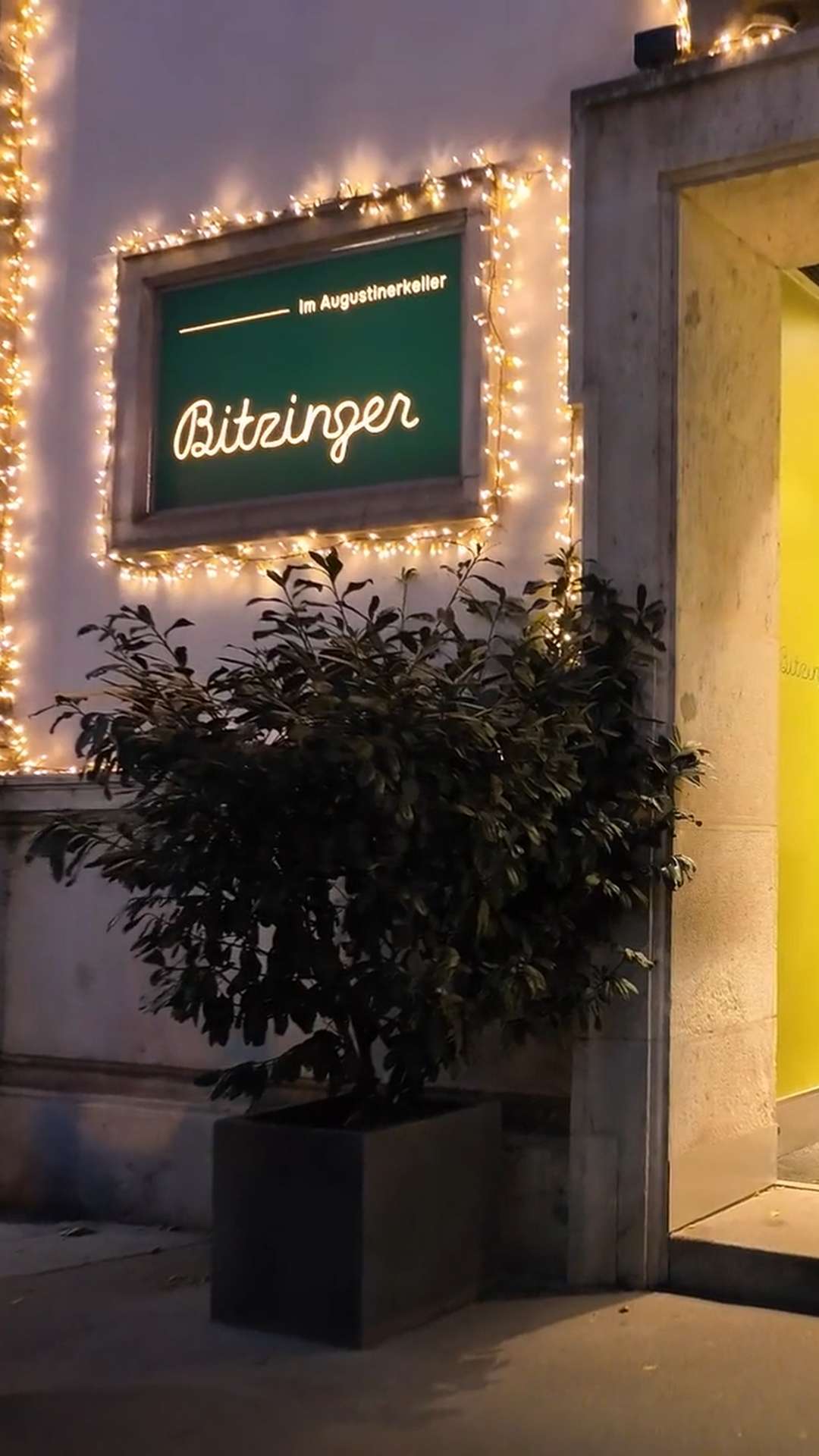 Entrance to Augustinerkeller in Vienna