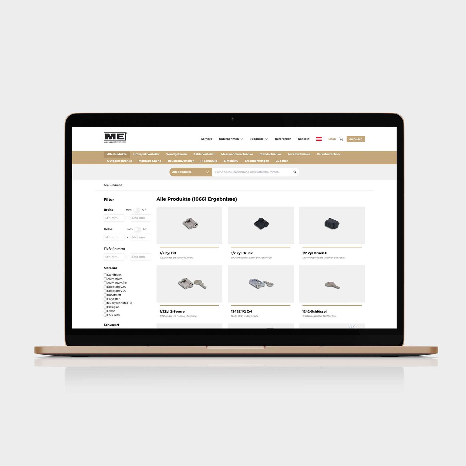 Ein Bildschirm zeigt den Webshop des Unternehmens Mehler Elektrotechnik.