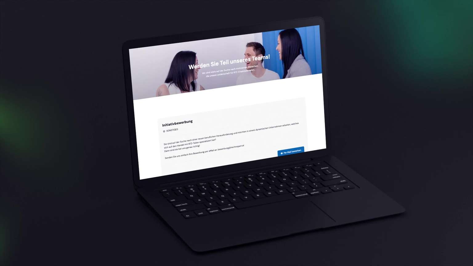 Ersatzteil-Shop von Technopart im Laptop-Mockup