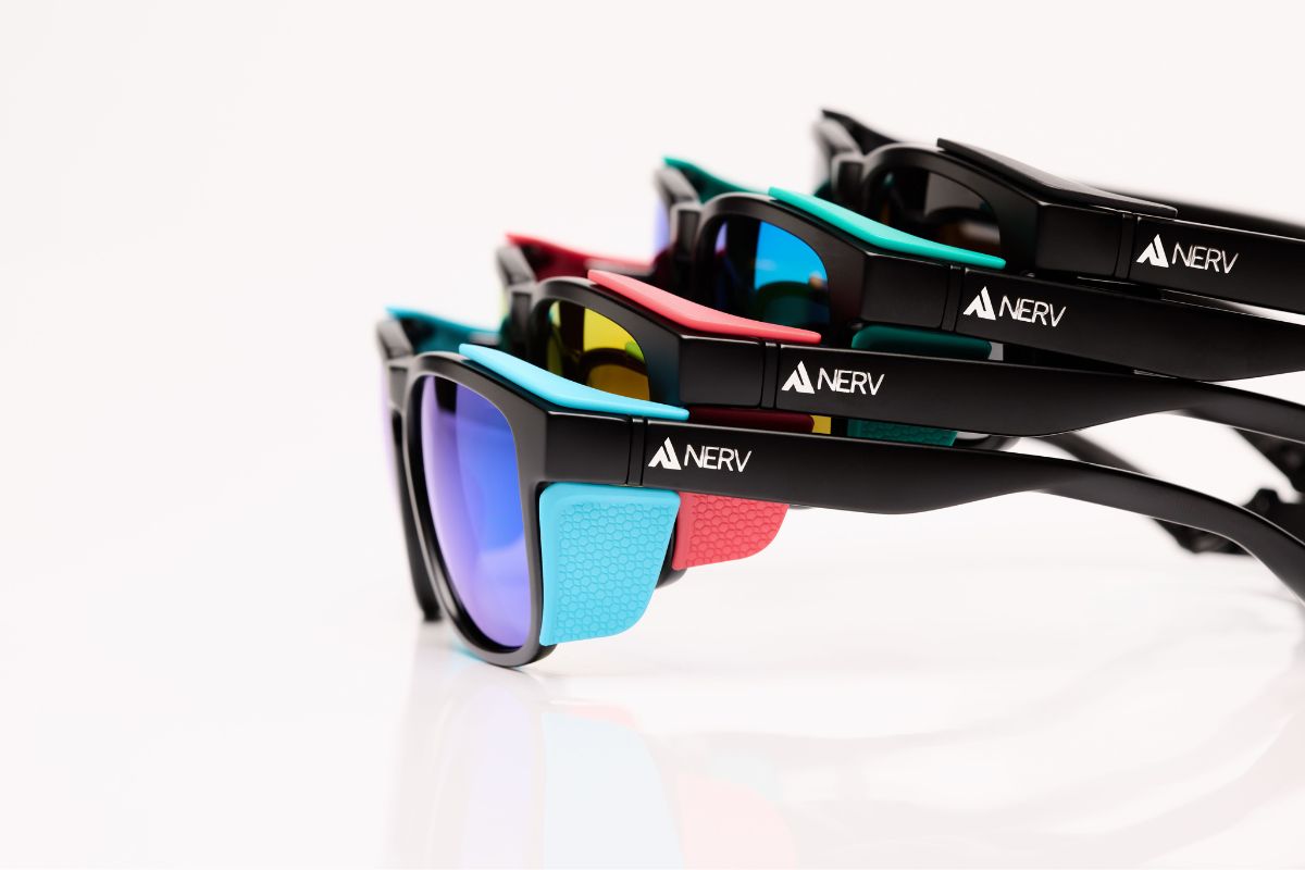 Ochelari de soare flotabili NERV Wave cu panourile multicolore laterale de protectie
