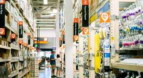 Home Depot Falls As Rising Costs Weigh on Margins