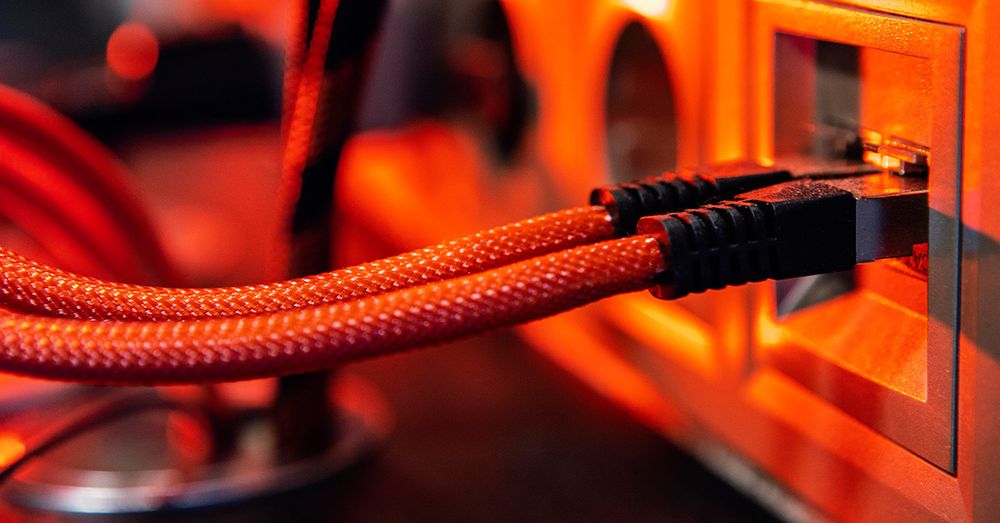 Applied Optoelectronics Inc.’s Insider Signals & Financial Prospects