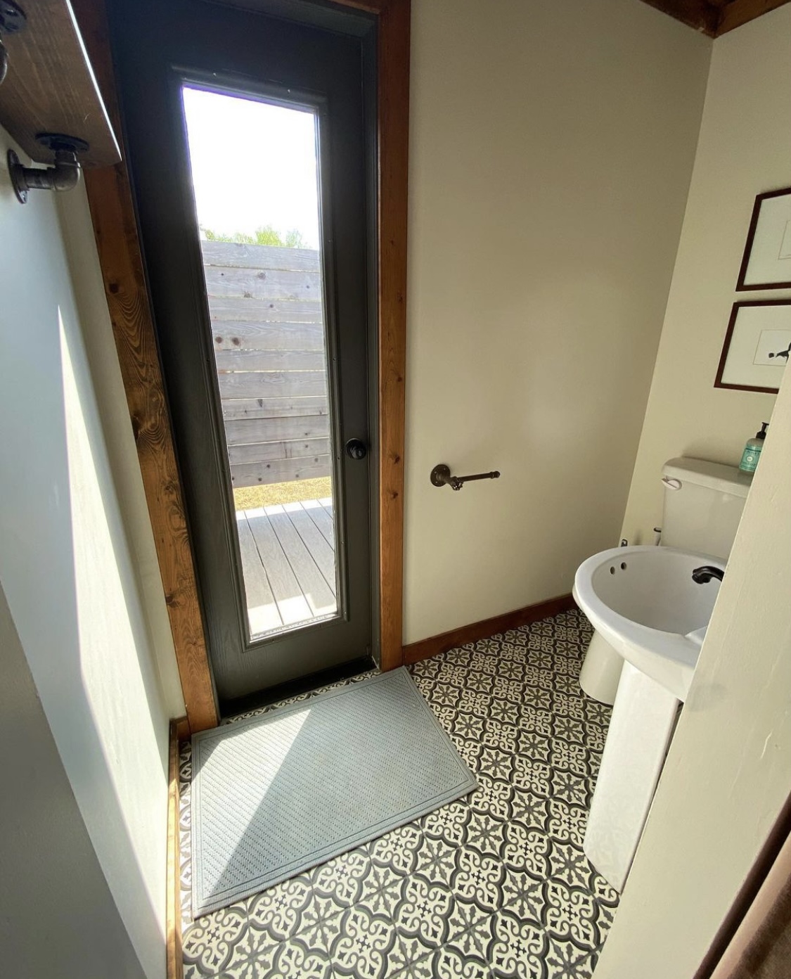 Cabin Rentals Texas Ponderosa, Forestburg TX