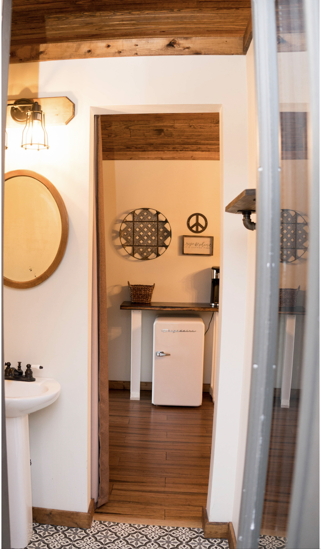 Cabin Rentals Texas Ponderosa, Forestburg TX