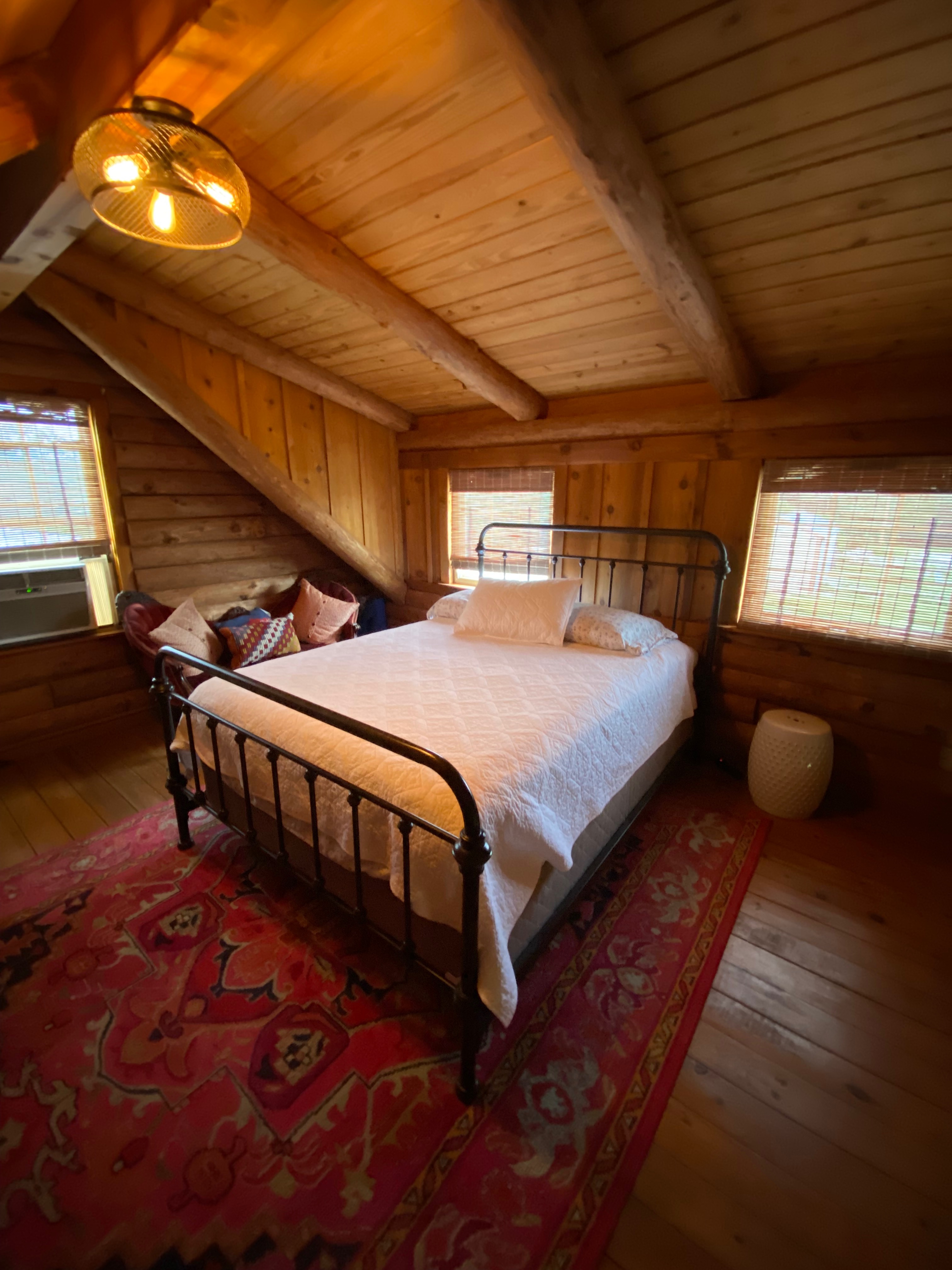 Cabin Rentals Texas Ponderosa, Forestburg TX