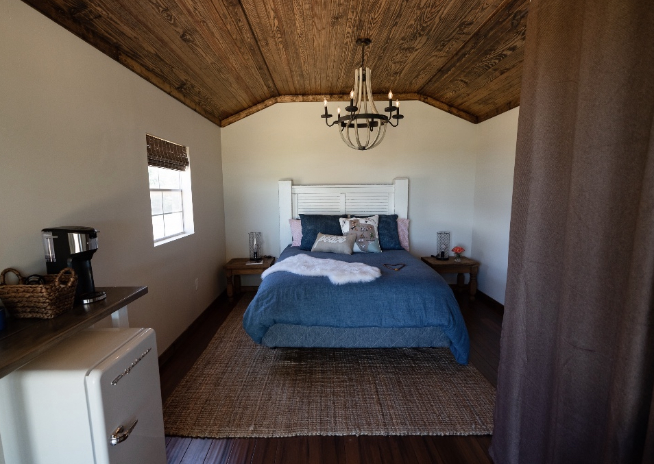 Cabin Rentals Texas Ponderosa, Forestburg TX