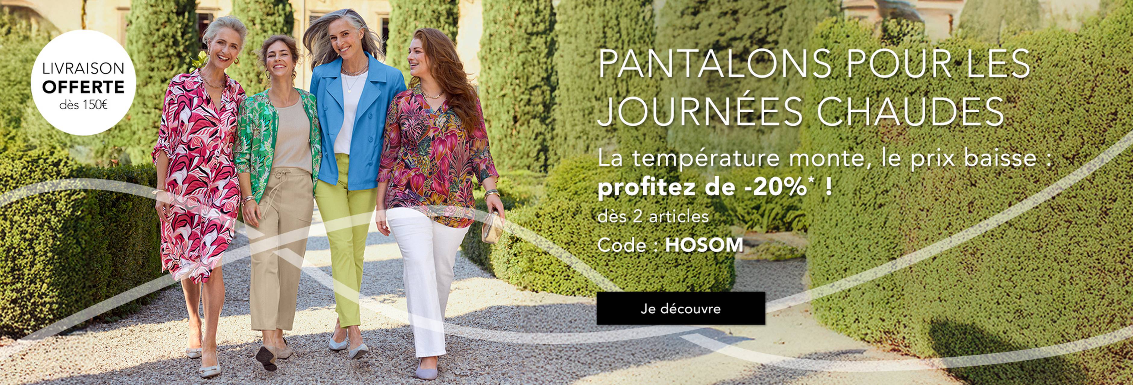 Des femmes vêtues de tenues colorées se promènent en plein air et font la promotion d'une réduction de 20 % sur les pantalons pour les journées chaudes. 