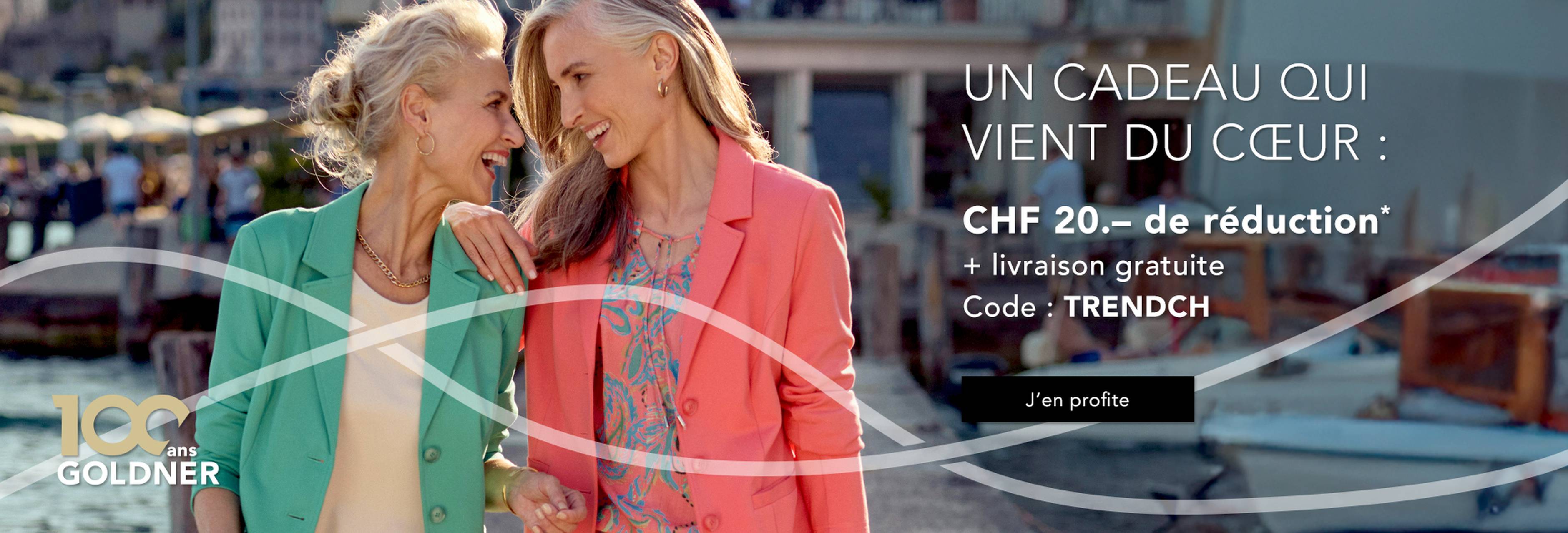 Des amies dans des tenues féminines modernes – les nouvelles tendances GOLDNER avec une coupe parfaite