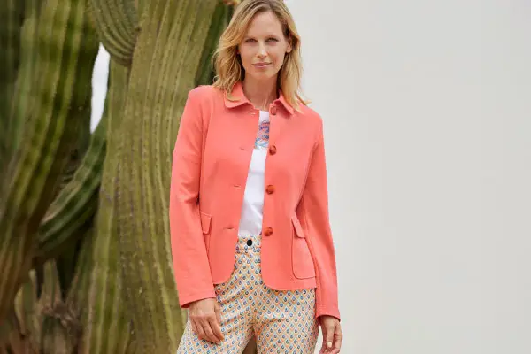 Blouses voor vrouwen met een buikje